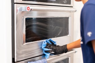 5 Expert Tips to Clean and Maintain Your Oven-Microwave Combo Like New